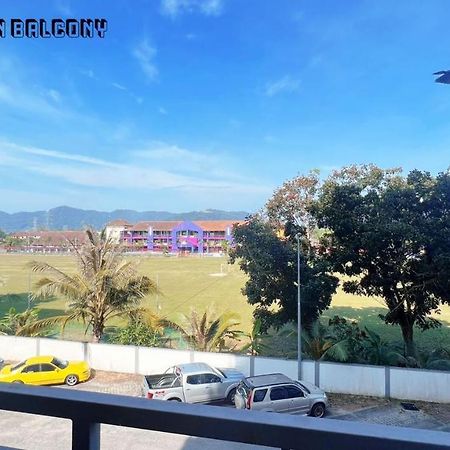 Homestay Pangsapuri Samudera Seri Manjung Lumut Екстер'єр фото